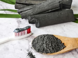 Carbón Activado en la Higiene Bucal: ¿Moda Peligrosa?
